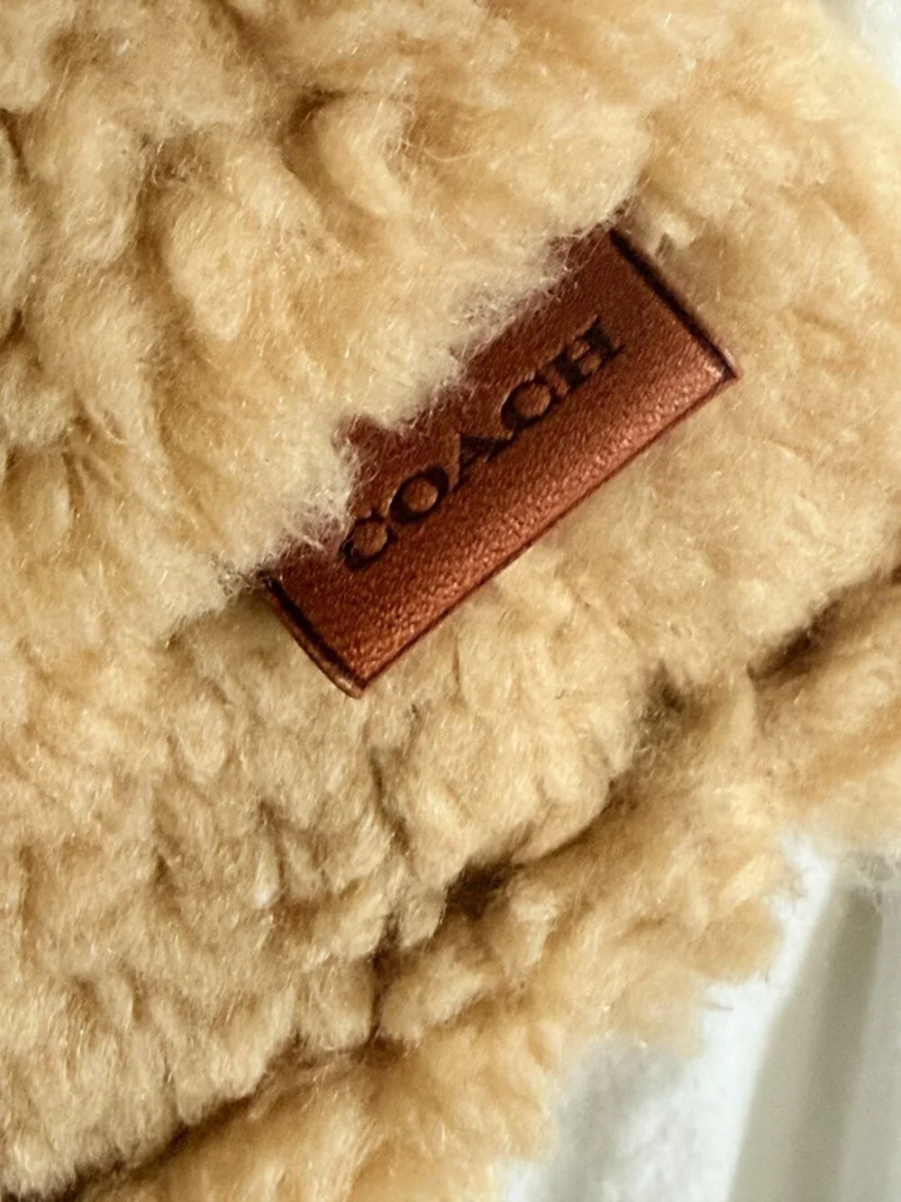 Coach Teddy Sherpa Bucket Hat Camel One Size NWT Faux Shearling Cozy